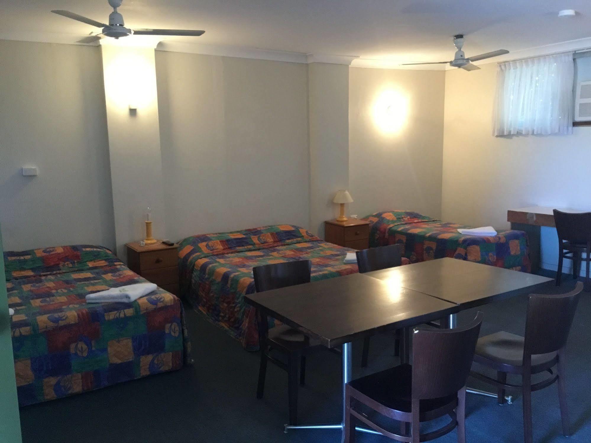 Kooyong Hotel Mackay Kültér fotó